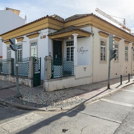 Le Penguin Hostel ファロ エクステリア 写真